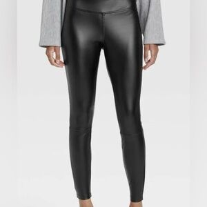 Wild Fable Faux Leather Leggings Size Large
